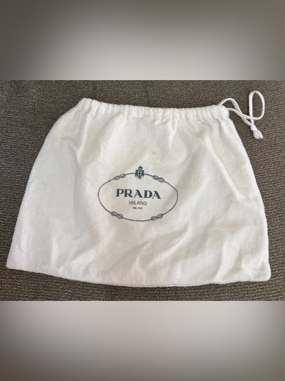 PRADA RE-EDITION 2005 RE-NYLON BAG - Picture 10 of 11